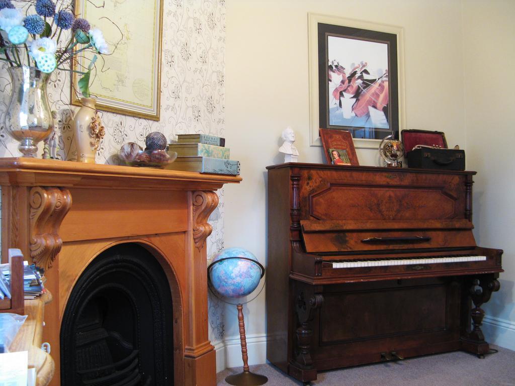 Ellie'S Place On City Park Launceston Rom bilde